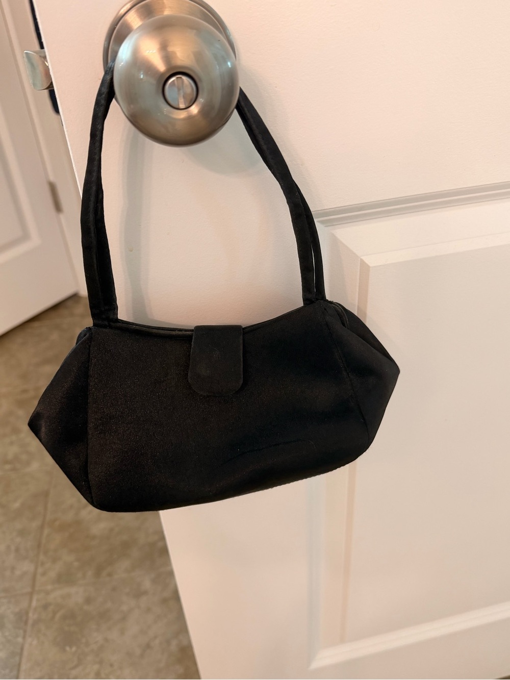 Classic Black Women's Hand Bag